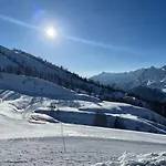 Centre Grande Terrasse Mont Blanc *