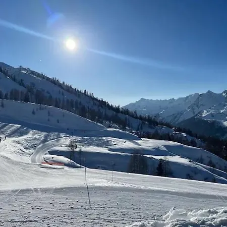 Centre Grande Terrasse Mont Blanc *